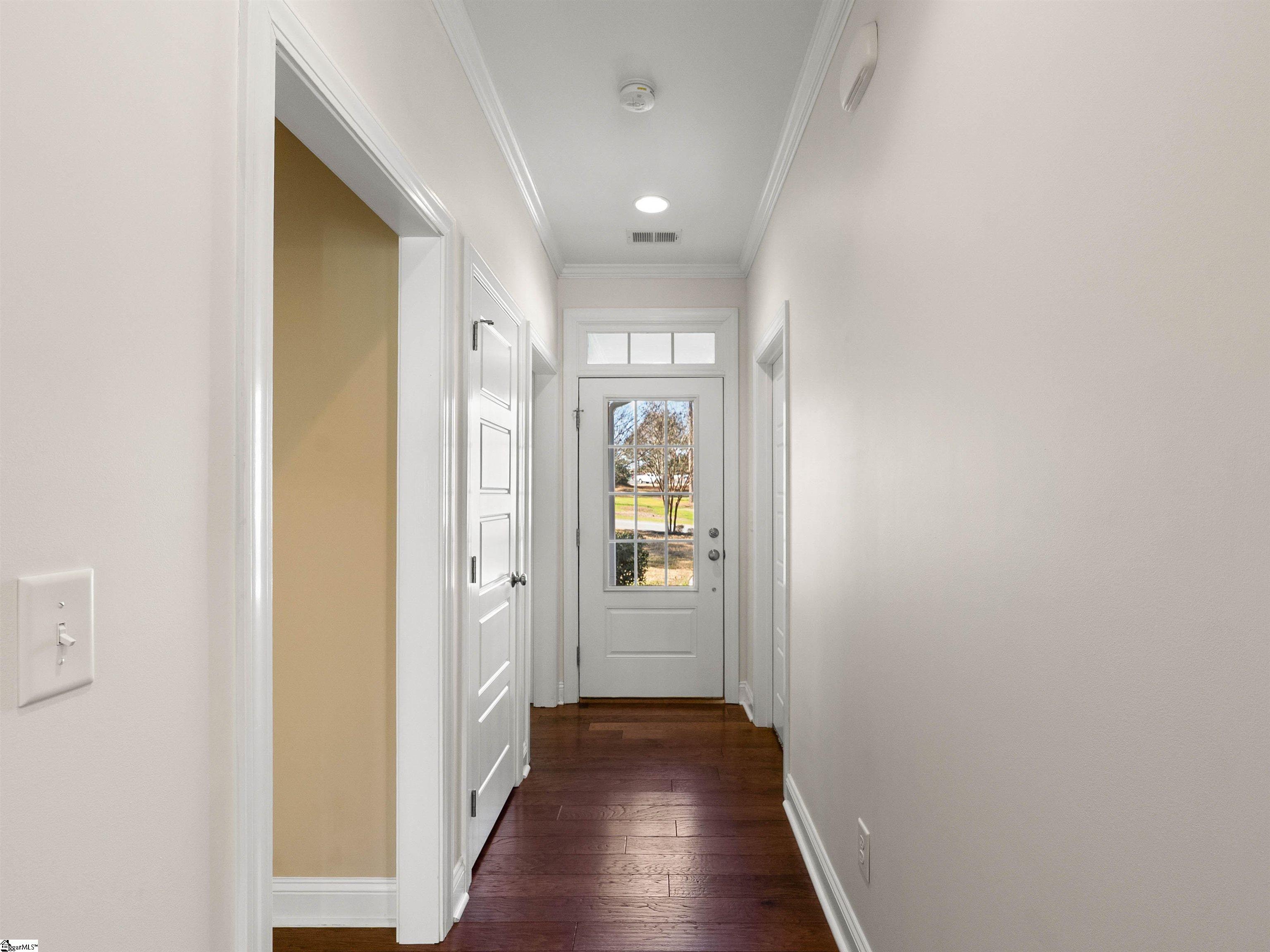 119 Lookout Way Ninety Six, SC 29666 - Photo 8 of 37