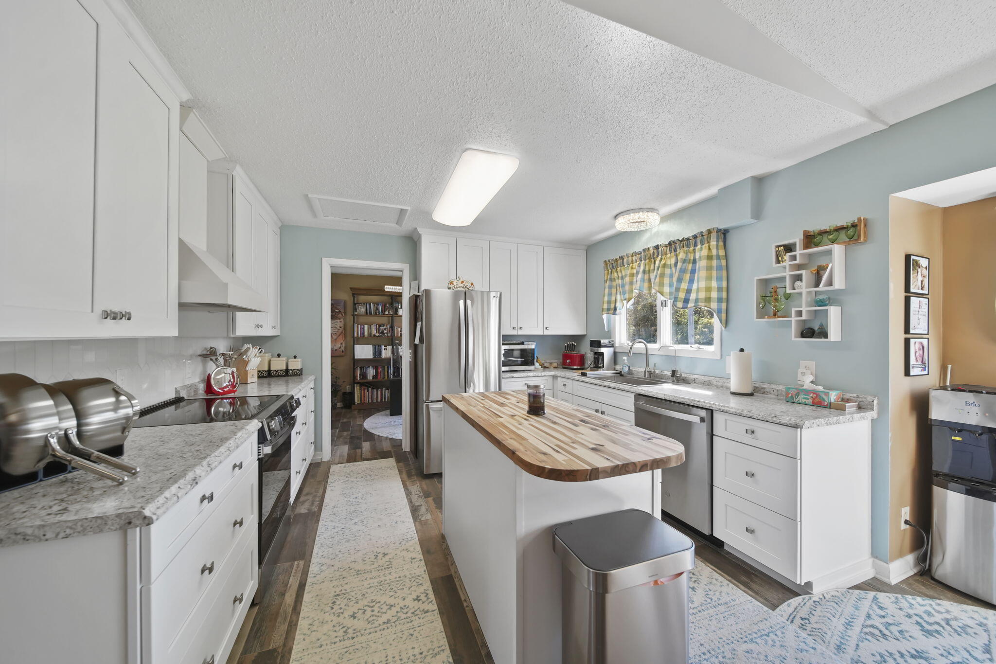 7165 Clinton Road Jackson, MI 49201 - Photo 13 of 48 13-web-or-mls-DSC01248