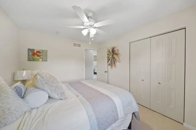 $379,900 | 7165 Clinton Road, Jackson, MI 49201