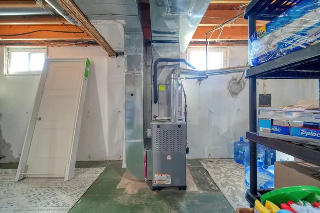 $379,900 | 7165 Clinton Road, Jackson, MI 49201