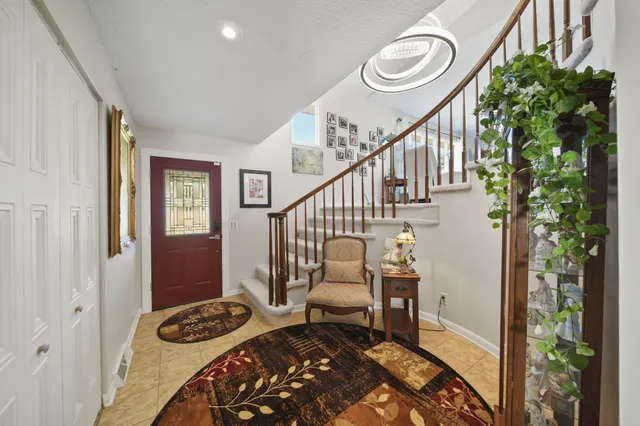 $379,900 | 7165 Clinton Road, Jackson, MI 49201