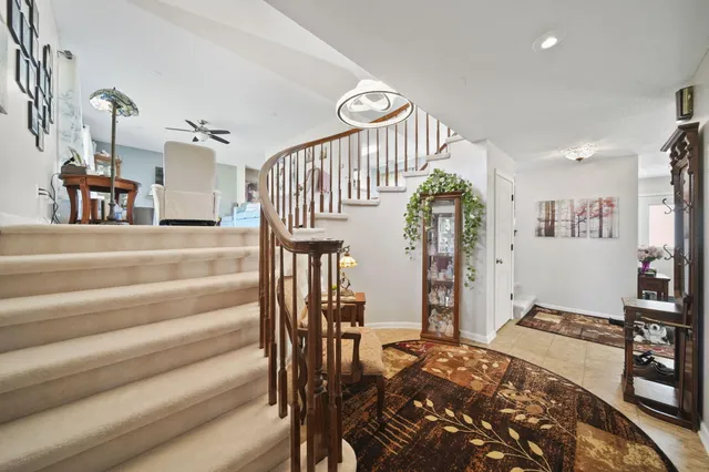 $379,900 | 7165 Clinton Road, Jackson, MI 49201