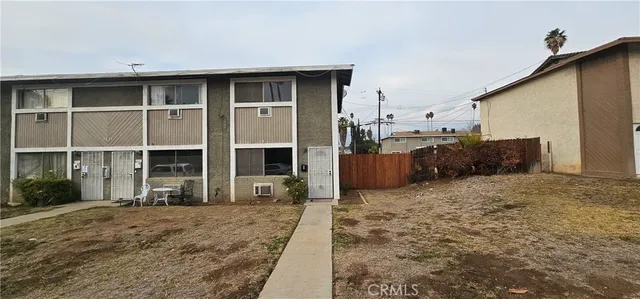 $1,800 | 1131 East Citrus Avenue, Unit 1, Redlands, CA 92374