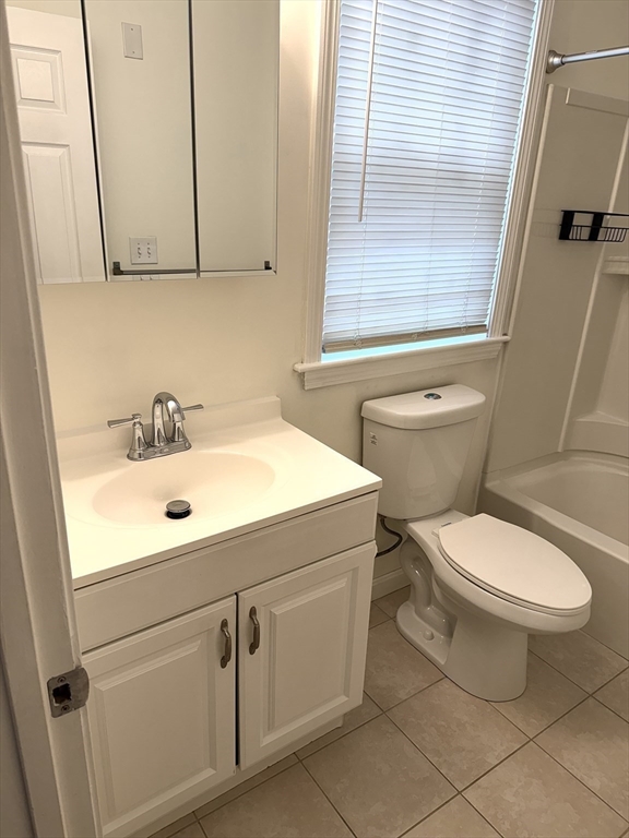 234 Brook Road, Unit 1 Milton, MA 02186 - Photo 11 of 25