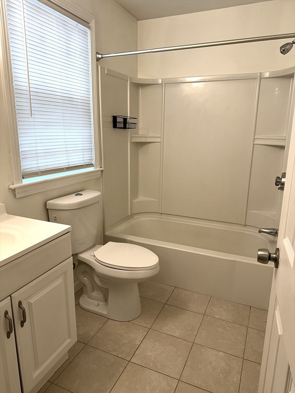 234 Brook Road, Unit 1 Milton, MA 02186 - Photo 12 of 25