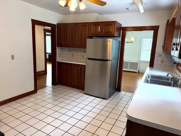 $3,295 | 234 Brook Road, Unit 1, Milton, MA 02186