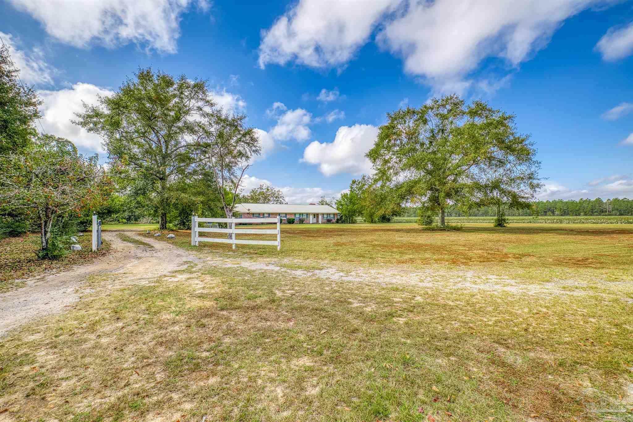 2593 Segrest Road Pace, FL 32571 - Photo 3 of 63 Gallery Image 3