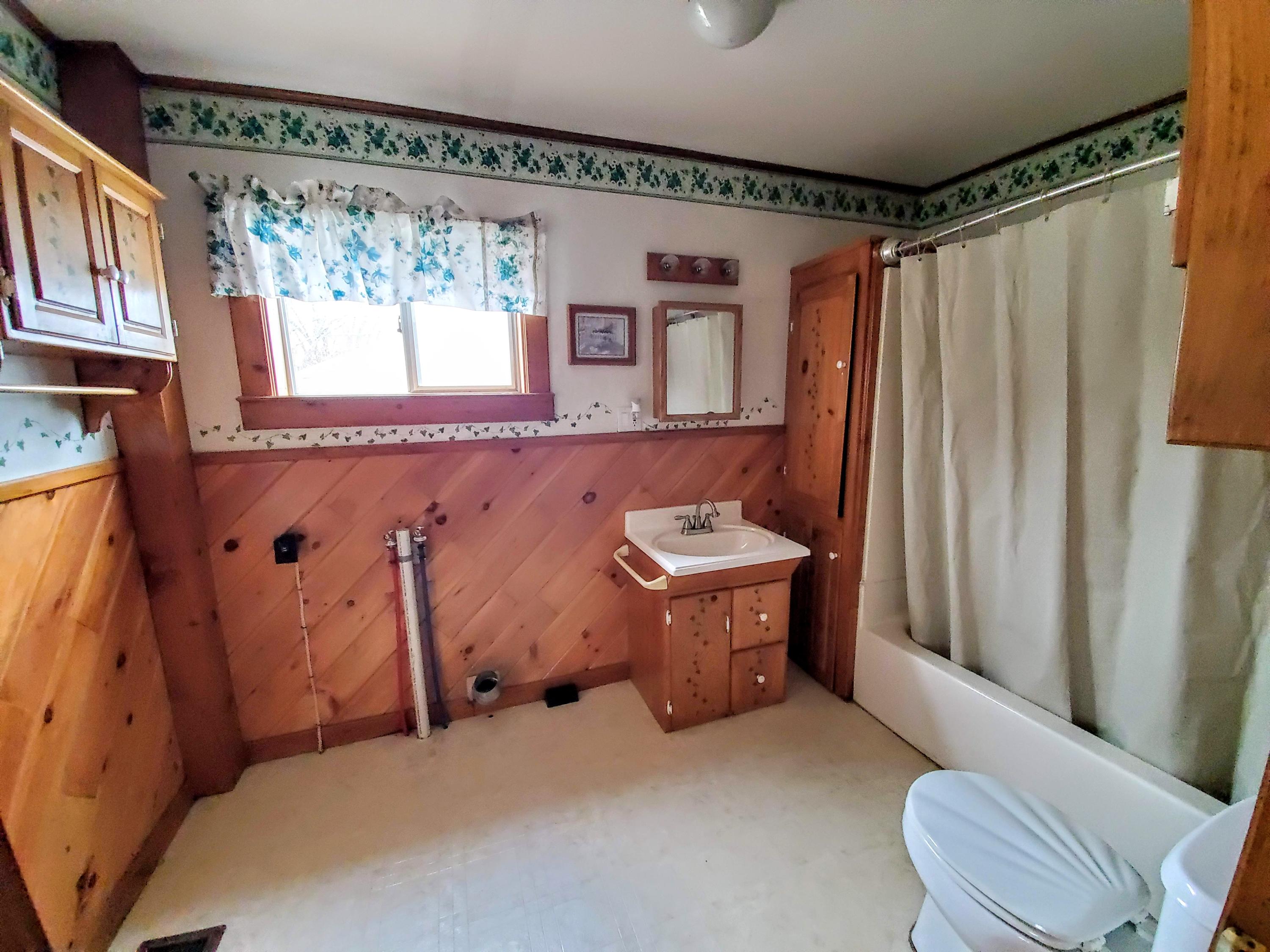 310 Main Street Corinth, ME 04427 - Photo 23 of 36 20191124_123621