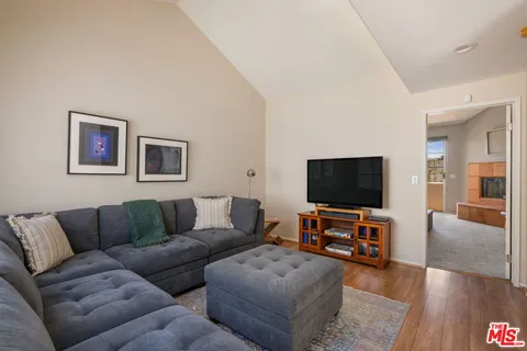 $1,498,000 | 11639 Missouri Avenue, Los Angeles, CA 90025