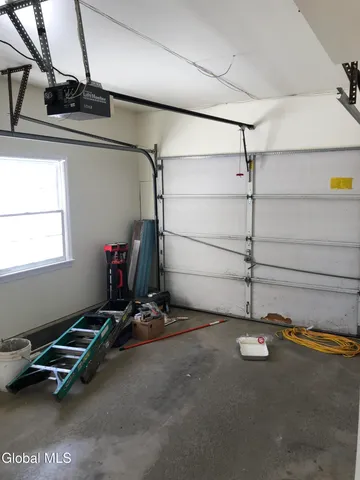 $2,250 | 34 Swayze Drive, Unit B, Colonie, NY 12110