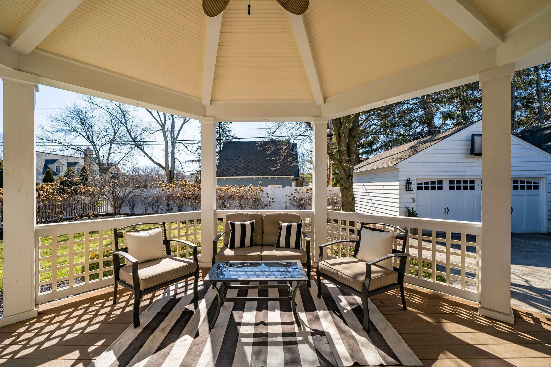 1585 Doone Road Columbus, OH 43221 - Photo 39 of 47 Covered Patio