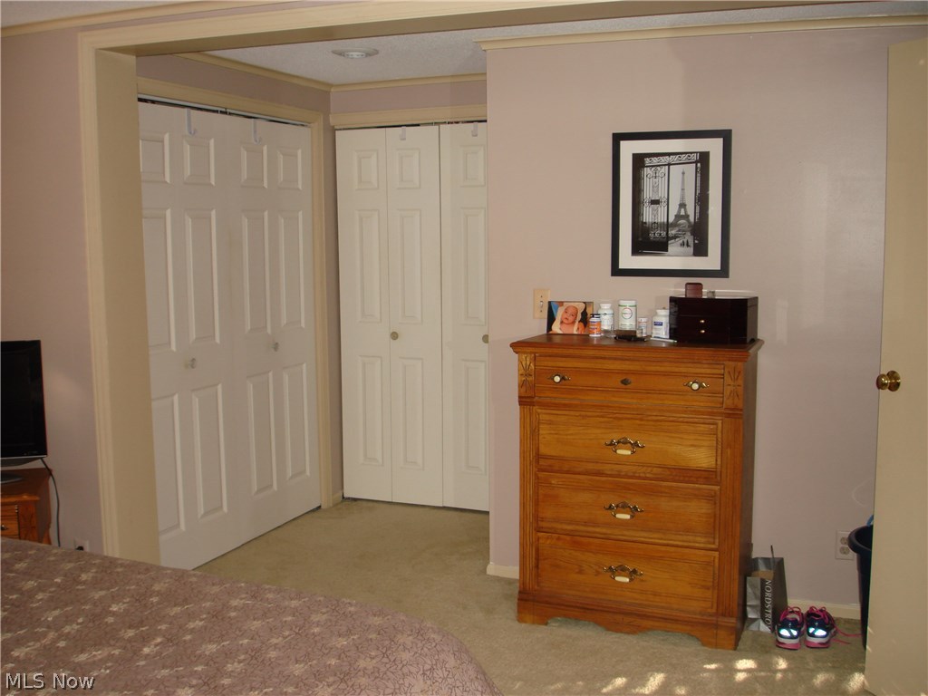 948 Som Center Road, Unit A4 Cleveland, OH 44143 - Photo 14 of 21 Gallery Image 14