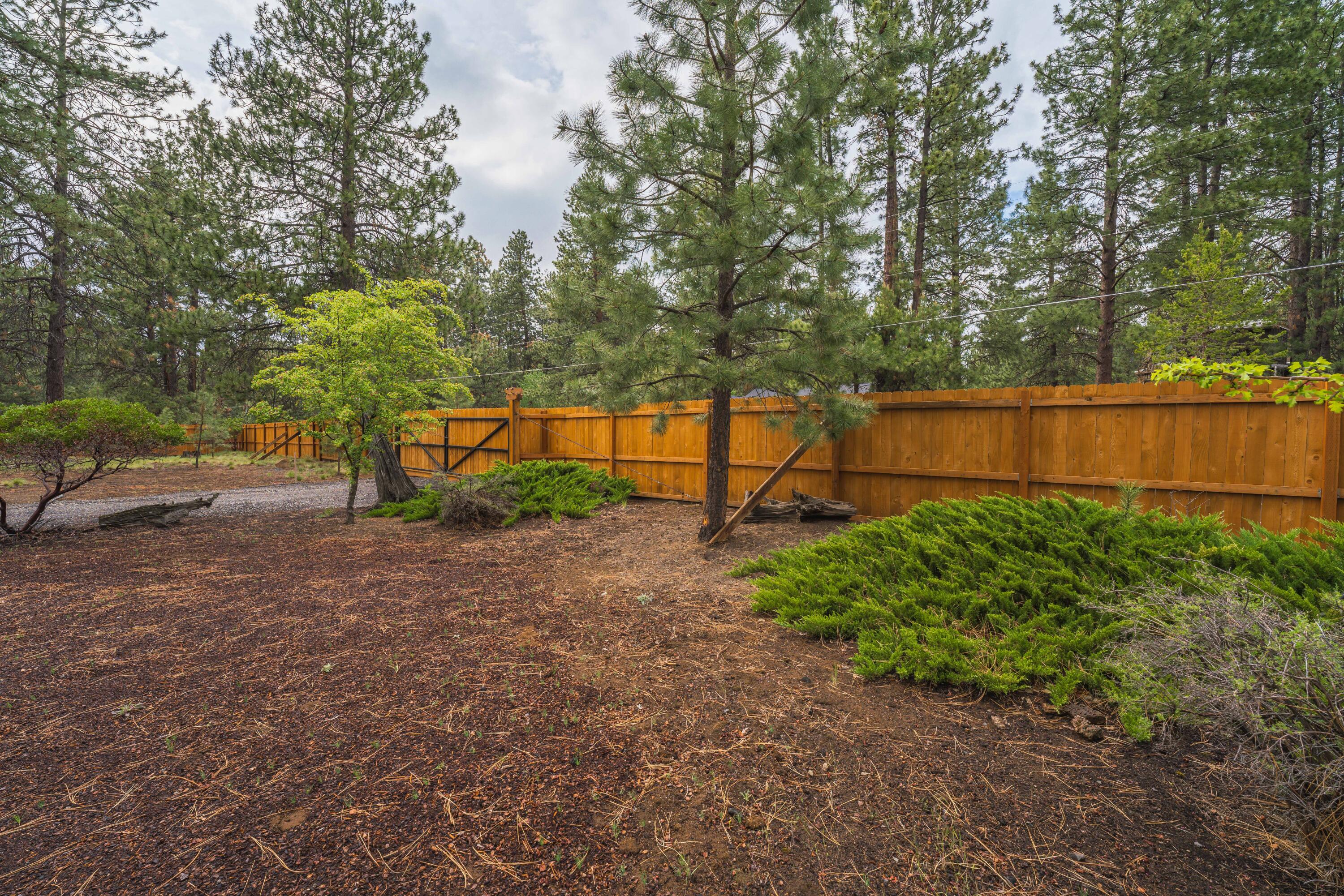 60263 Turquoise Road Bend, OR 97702 - Photo 60 of 61 Turquoise Road-59