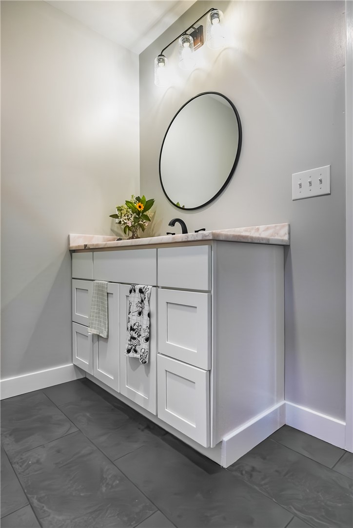 2 Overhill Road Warren, RI 02885 - Photo 17 of 36 Gallery Image 17