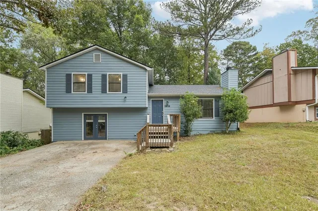 $295,000 | 3918 Valley Brook Road, Snellville, GA 30039