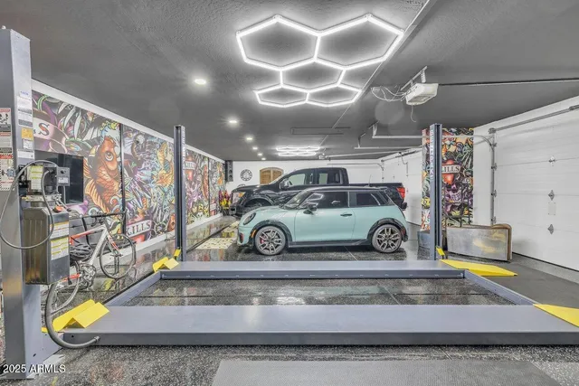 $10,000 | 3452 East Jaeger Circle, Mesa, AZ 85213