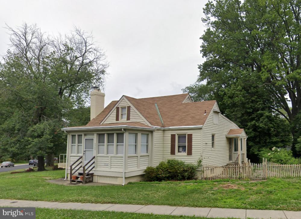 9900 Sutherland Road Silver Spring, MD 20901 - Photo 1 of 2 Front Side 1
