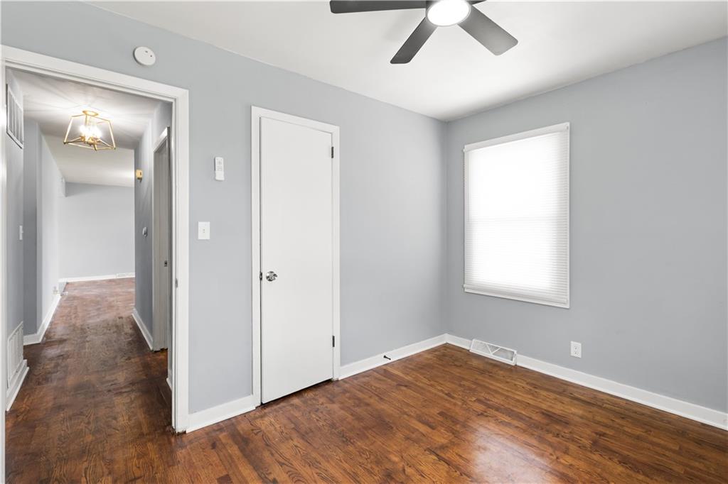 6206 Northeast Antioch Road Kansas City, MO 64118 - Photo 16 of 34