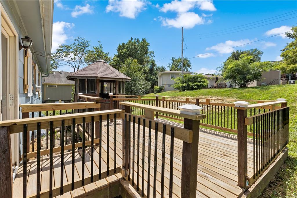 6206 Northeast Antioch Road Kansas City, MO 64118 - Photo 25 of 34