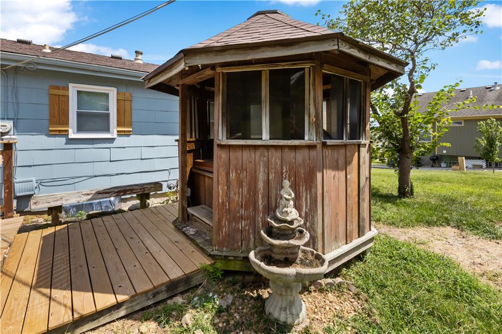 6206 Northeast Antioch Road Kansas City, MO 64118 - Photo 31 of 34