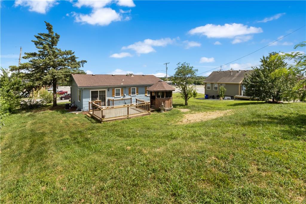 6206 Northeast Antioch Road Kansas City, MO 64118 - Photo 32 of 34