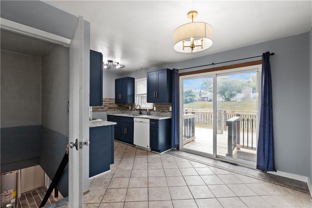 6206 Northeast Antioch Road Kansas City, MO 64118 - Photo 6 of 34