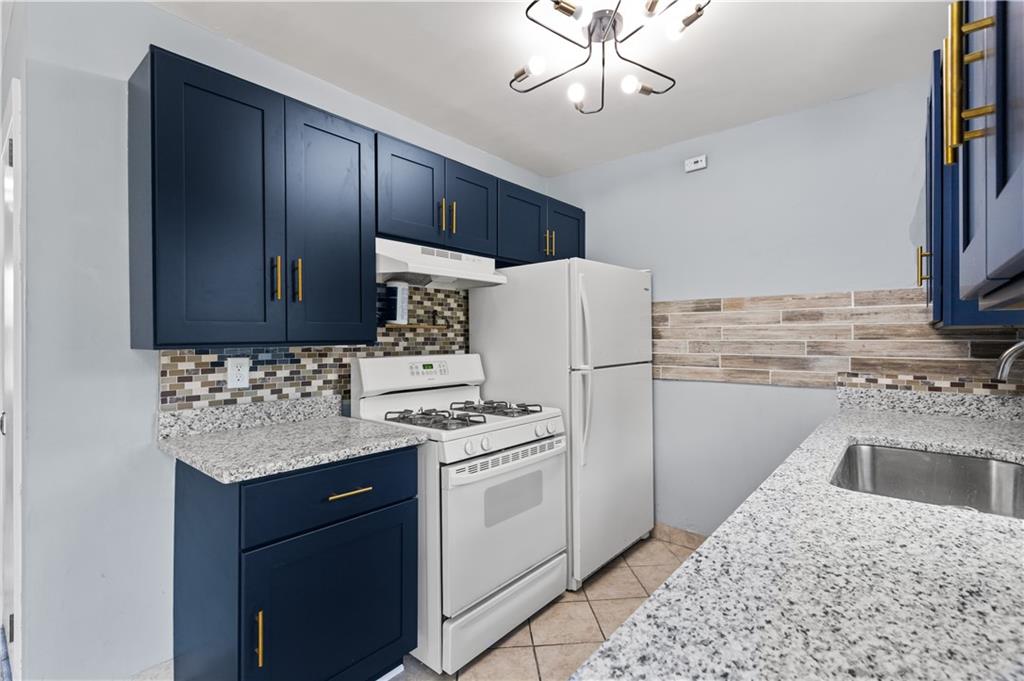 6206 Northeast Antioch Road Kansas City, MO 64118 - Photo 9 of 34