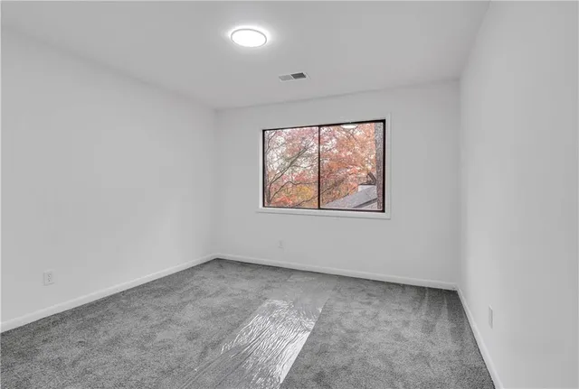 $560,000 | 4300 Inverness Court Northeast, Roswell, GA 30075