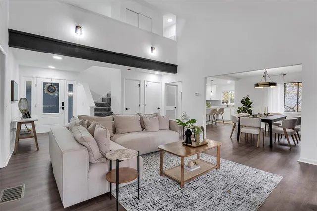 $560,000 | 4300 Inverness Court Northeast, Roswell, GA 30075