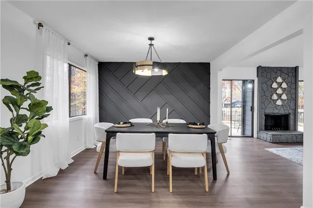 $560,000 | 4300 Inverness Court Northeast, Roswell, GA 30075