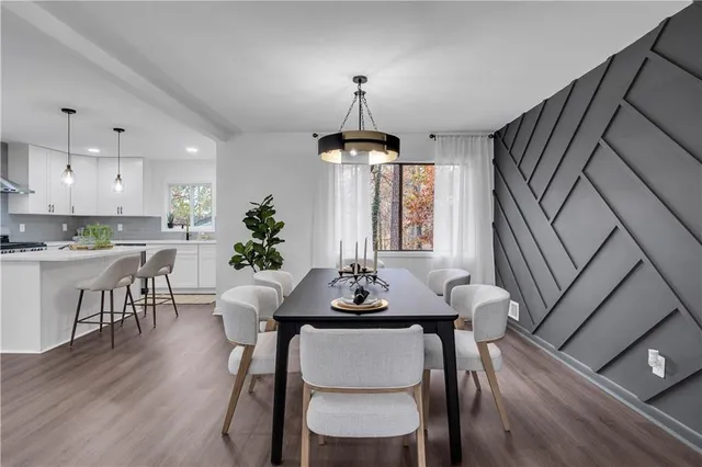 $560,000 | 4300 Inverness Court Northeast, Roswell, GA 30075