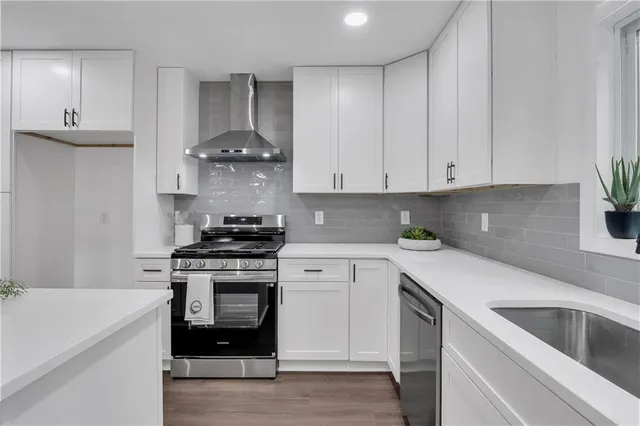 $560,000 | 4300 Inverness Court Northeast, Roswell, GA 30075