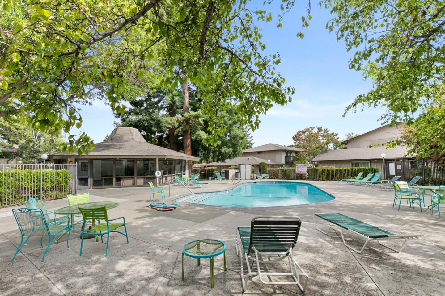 108 East Middlefield Road, Unit D Mountain View, CA 94043 - Photo 19 of 23 an outdoor space with patio and white umbrellas