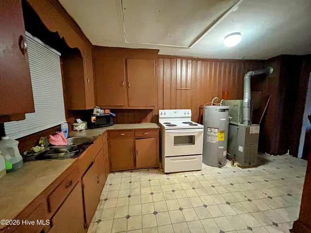 $165,000 | 306 Watauga Avenue, Unit A&B, Greenville, NC 27834