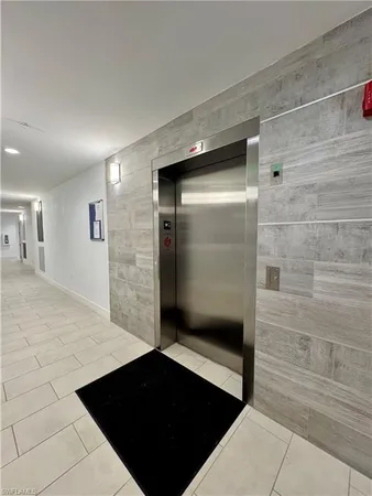 $2,050 | 15901 Royal Pointe Lane, Unit 405, Fort Myers, FL 33908