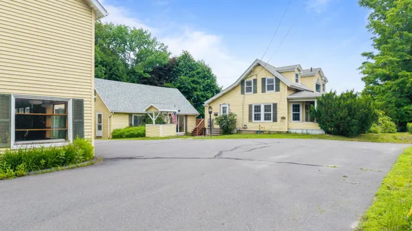 $750,000 | 405 Western Avenue, Augusta, ME 04330