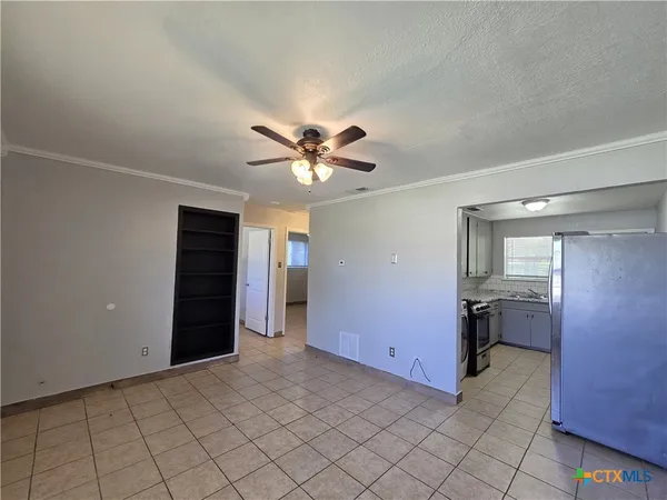 $800 | 212 East Valley Road, Harker Heights, TX 76548