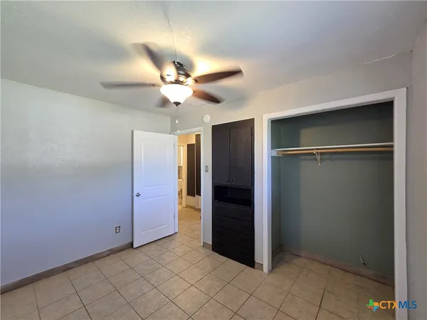 $800 | 212 East Valley Road, Harker Heights, TX 76548