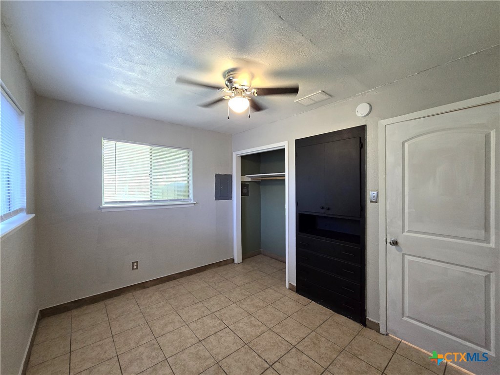 212 East Valley Road Harker Heights, TX 76548 - Photo 7 of 17