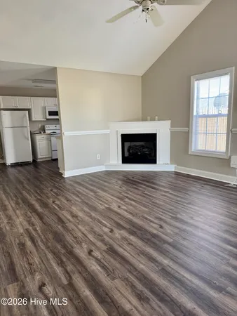 $1,400 | 1136 Nicklaus Drive, Unit B, Greenville, NC 27834