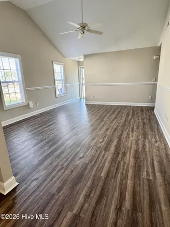 $1,400 | 1136 Nicklaus Drive, Unit B, Greenville, NC 27834