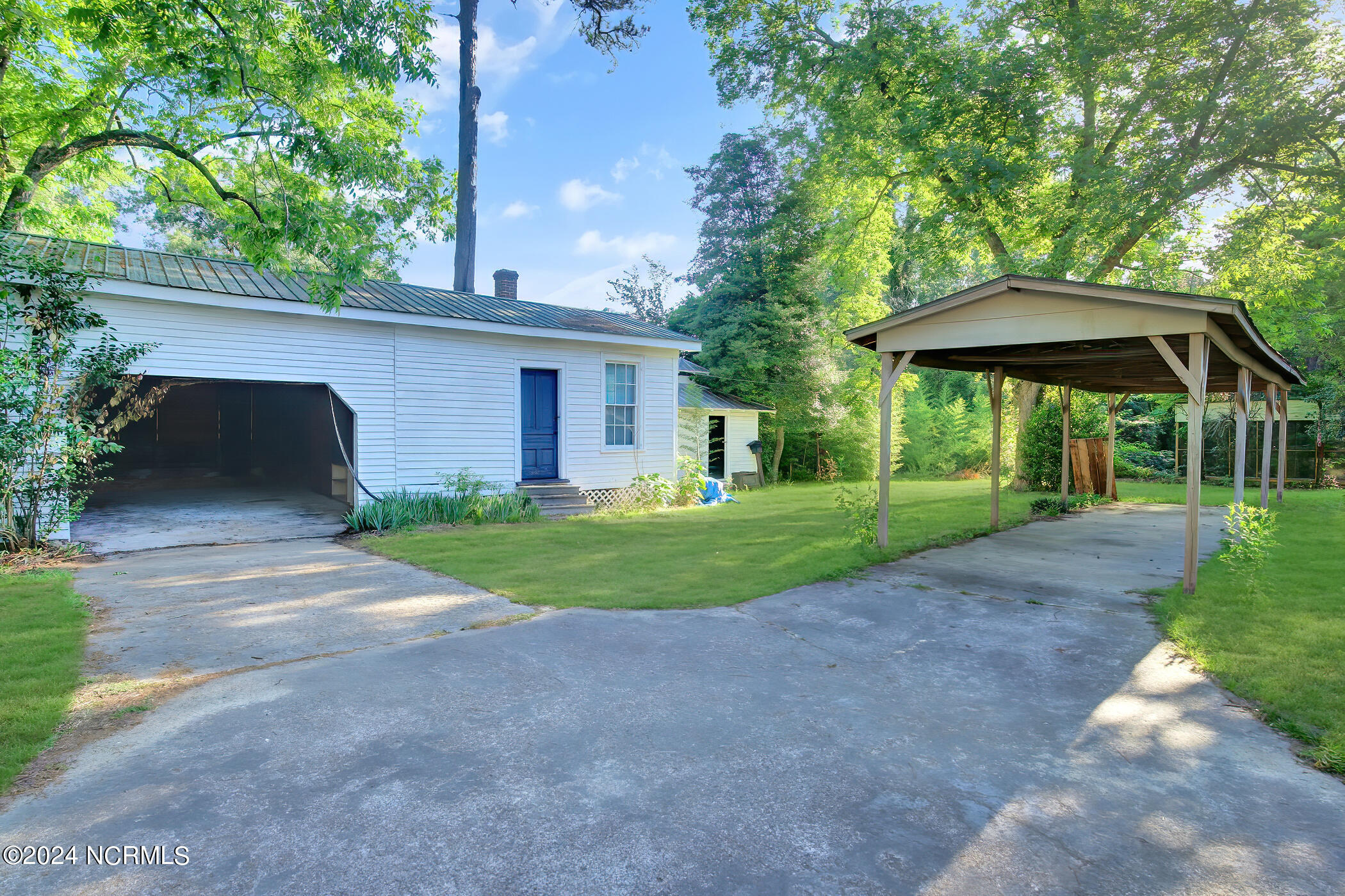 1011 Fayetteville Road Rockingham, NC 28379 - Photo 36 of 39 RS 1 batch_DSC03157
