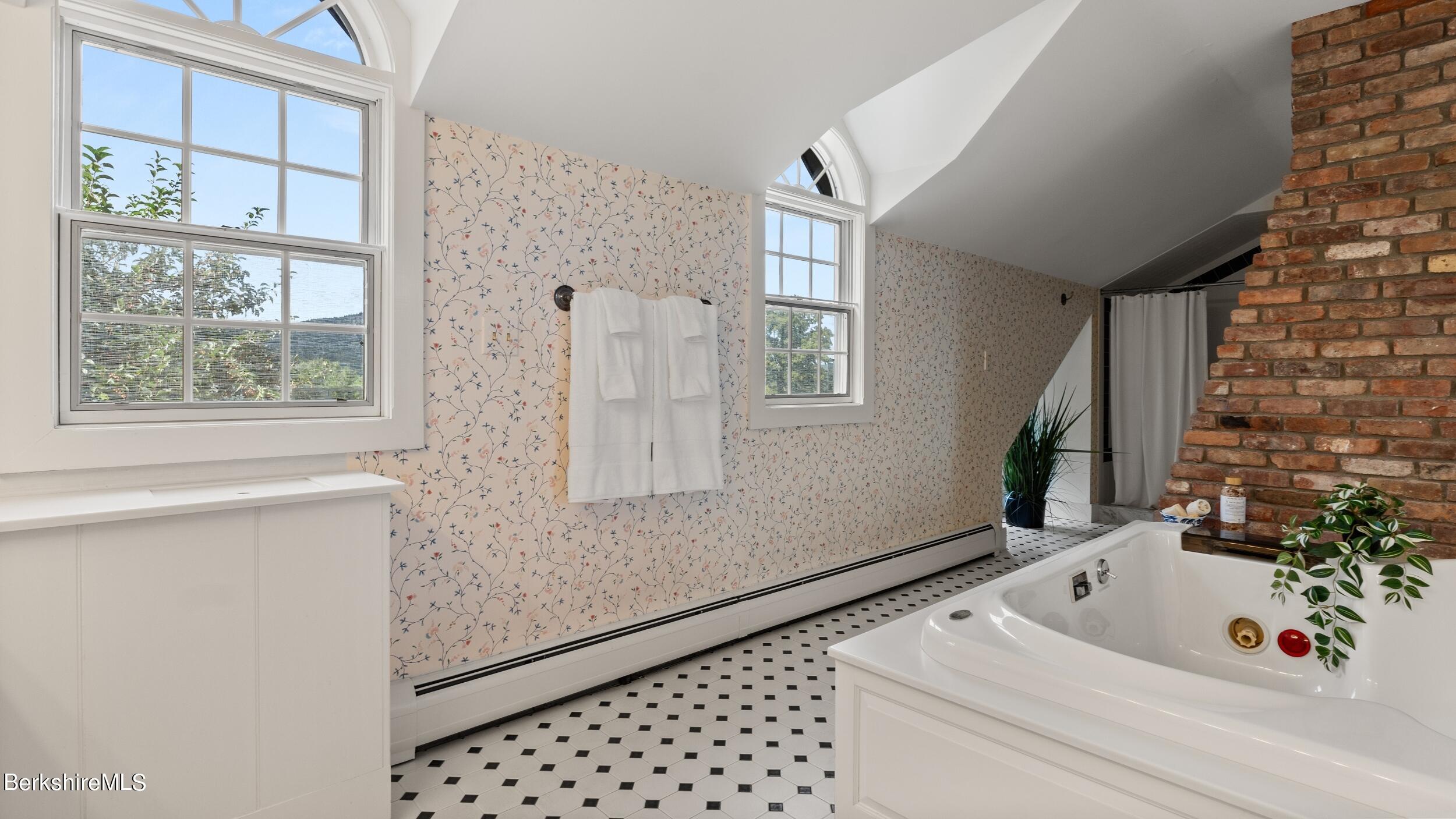 300 Alcott Road Great Barrington, MA 01230 - Photo 38 of 65 LRDSC09968