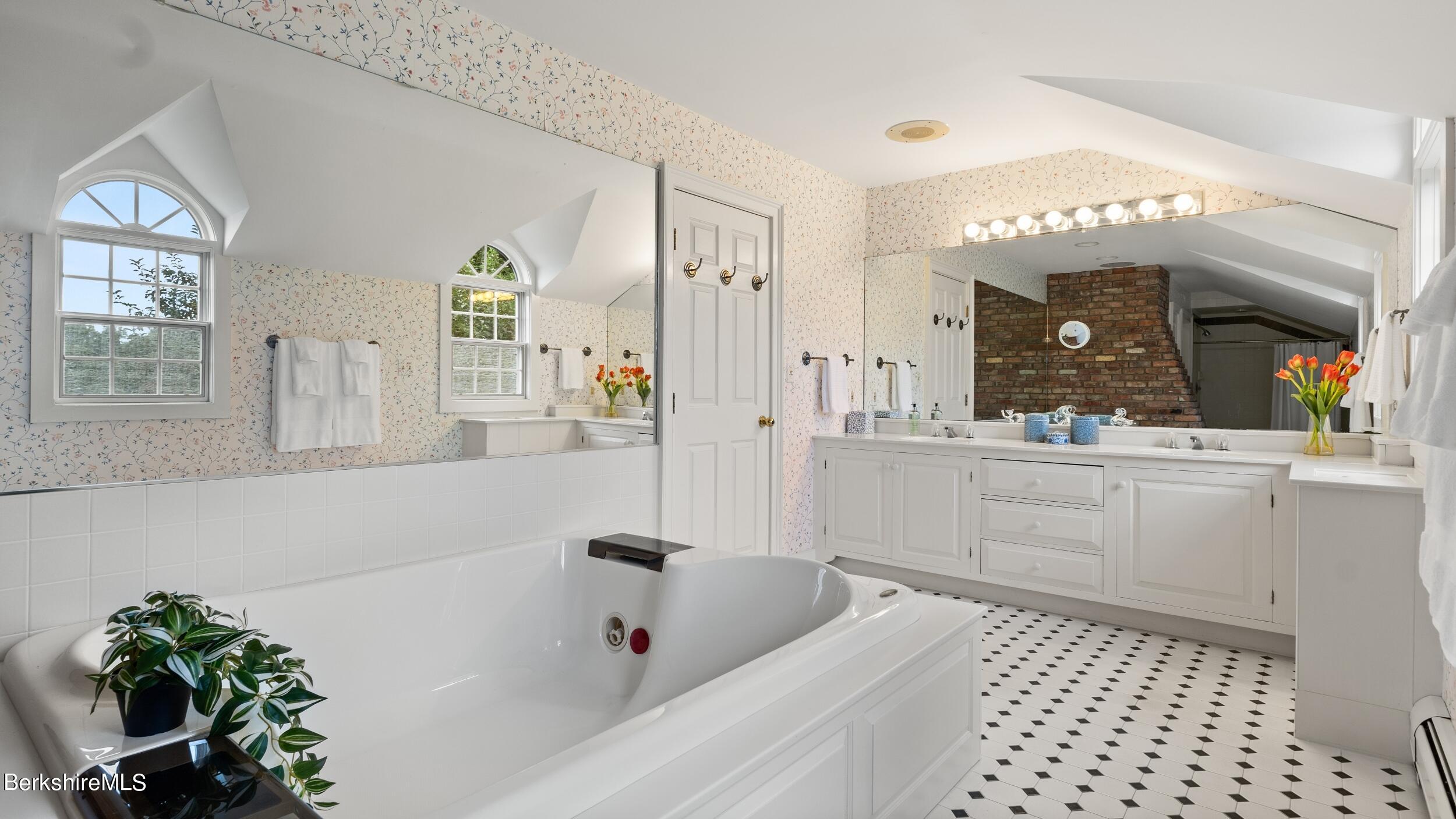 300 Alcott Road Great Barrington, MA 01230 - Photo 39 of 65 LRDSC09962