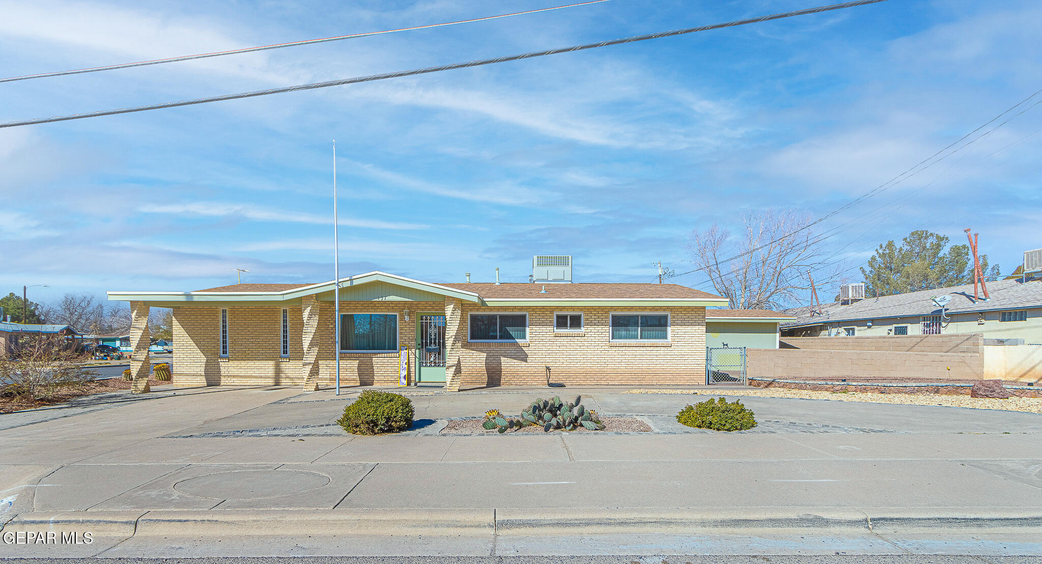 137 Polo Inn Road El Paso, TX 79915 - Photo 1 of 1 Main