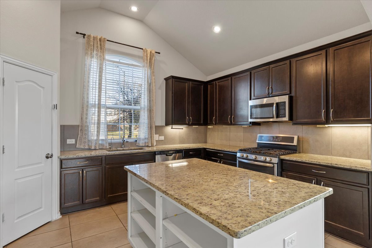 3616 Brean Down Road Pflugerville, TX 78660 - Photo 7 of 18