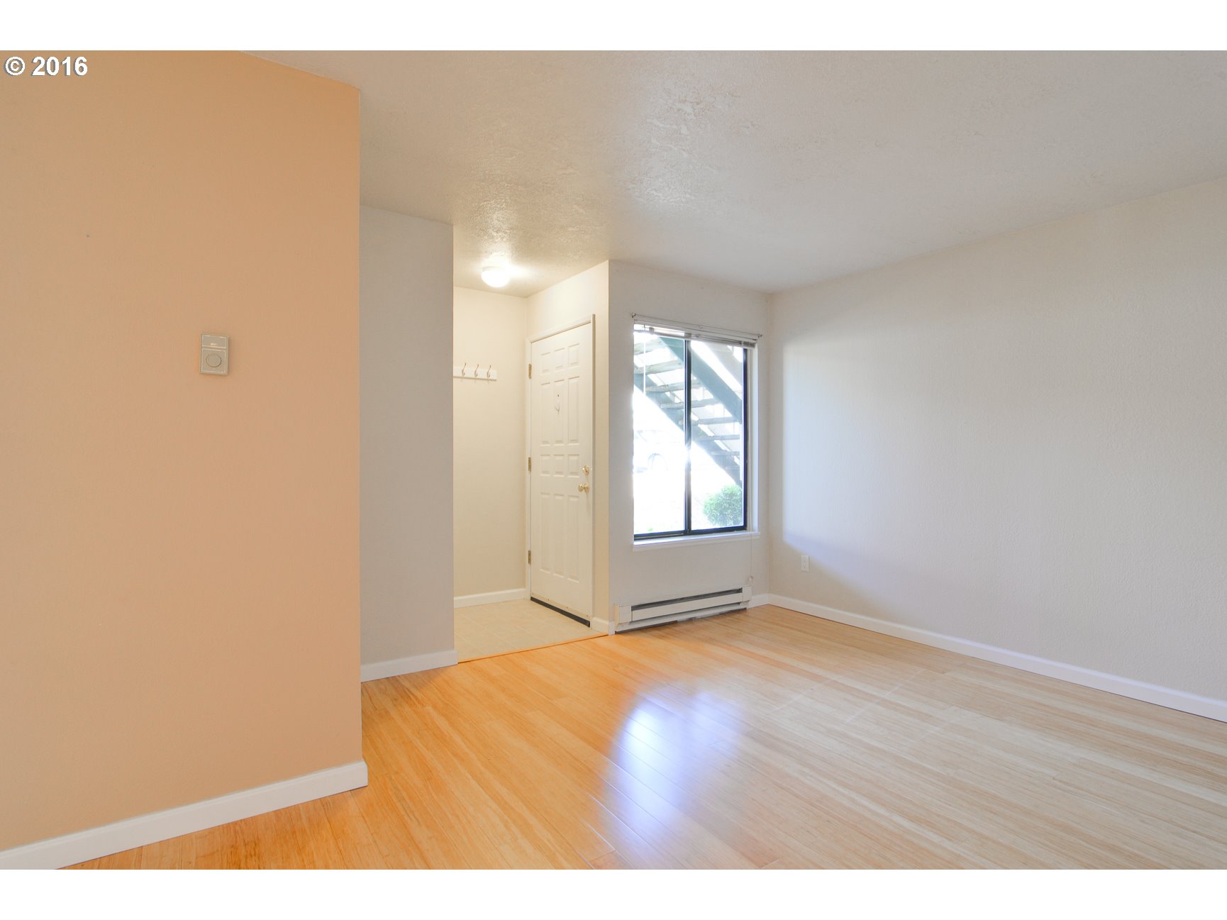 86 Kingsgate Road, Unit G103 Lake Oswego, OR 97035 - Photo 4 of 22 Gallery Image 4