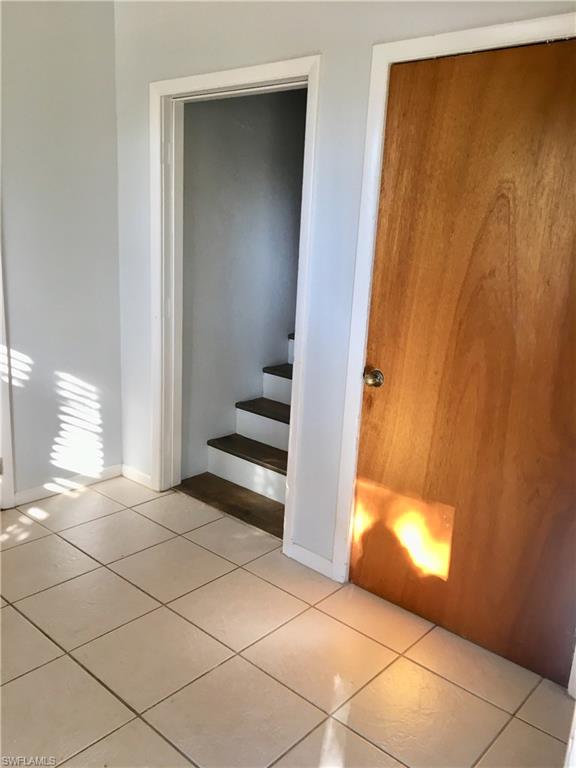 8197 Albatross Road Fort Myers, FL 33967 - Photo 8 of 30 Gallery Image 8