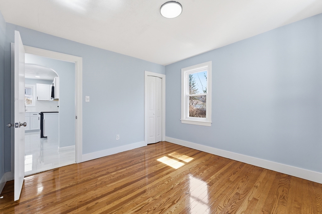 21 Wrona Street Springfield, MA 01151 - Photo 33 of 36