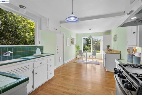 $1,299,000 | Berkeley Hills, Berkeley, CA 94707